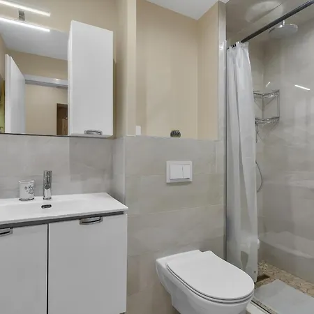 White House Rastovac