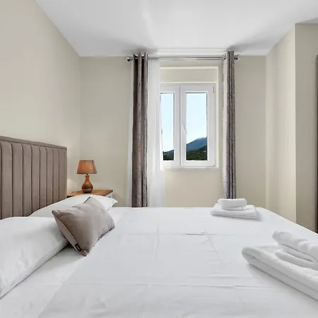 White House Rastovac